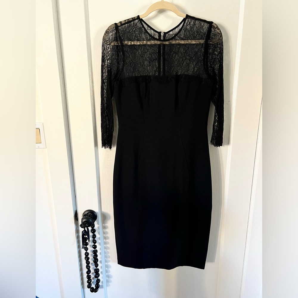Maggy London Lace Crepe Sheath Dress size 6